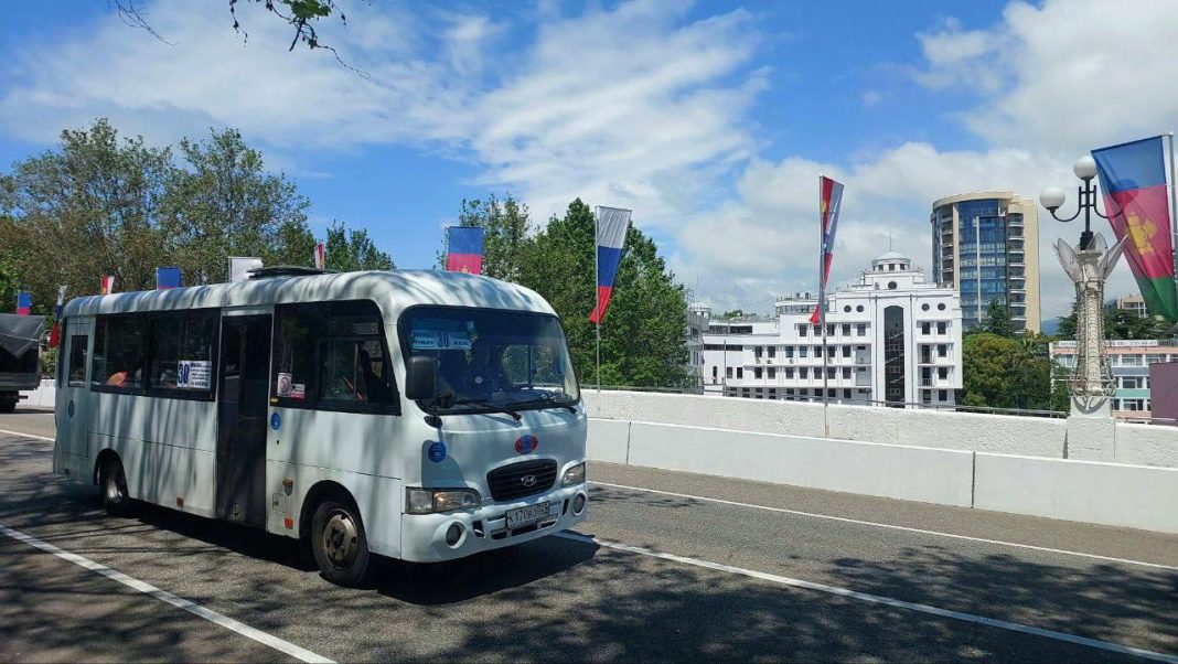 Сочинский автобус №30 продолжит ходить по измененному маршруту