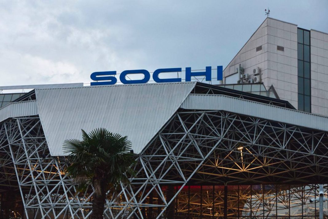 В Сочи сняты ограничения на работу аэропорта