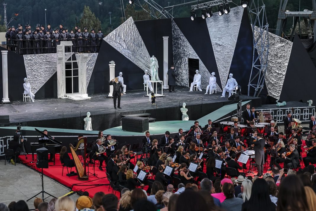 Премьерную постановку оперы «Пиковая дама» показали в горах Сочи