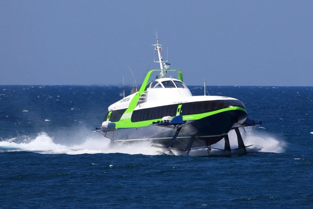 Загрузка морского судна «Комета» может достигать 90-95% в летнее время: оно курсирует из Сочи в Абхазию