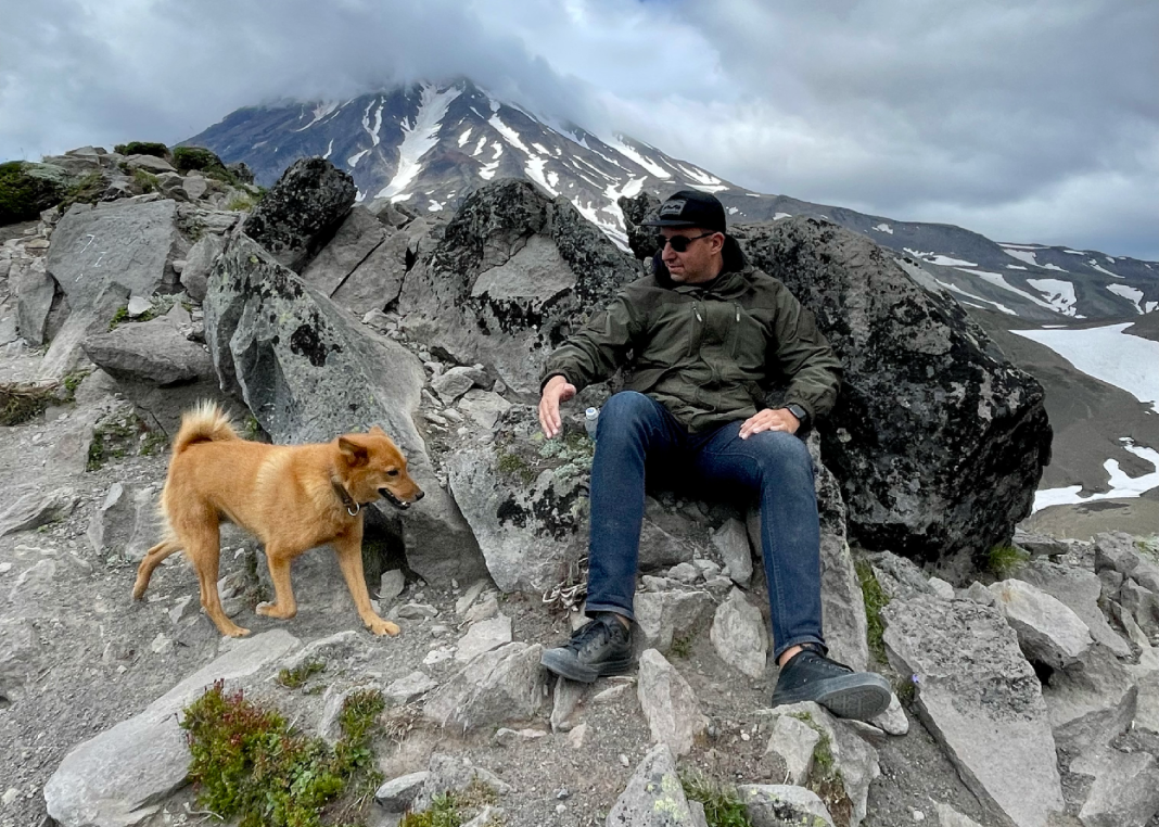 Верблюд, косатки и мешок крабов: как сочинец покорял землю вулканов и евражек