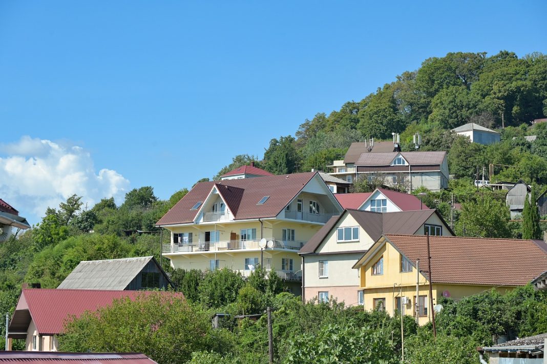 Сочи развивает сёла: глава города обсудил с жителями Верхнего Юрта планы благоустройства