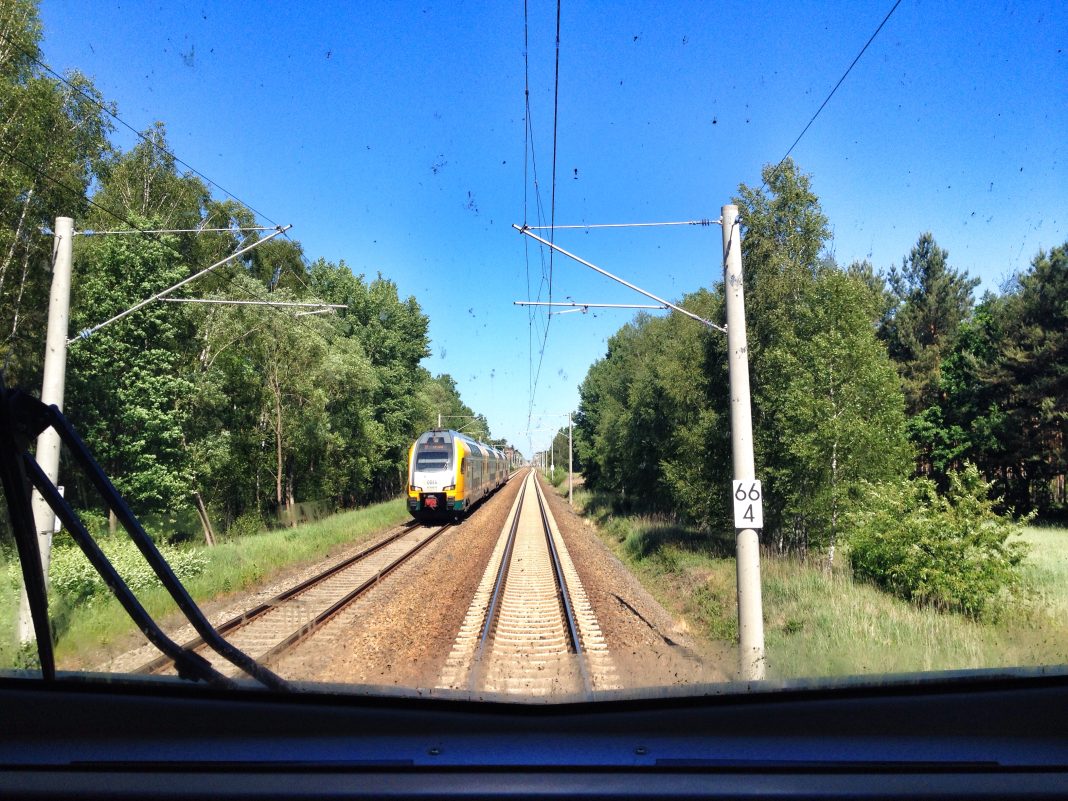 Сбой в движении: поезд на Сочи опаздывает более чем на четыре часа