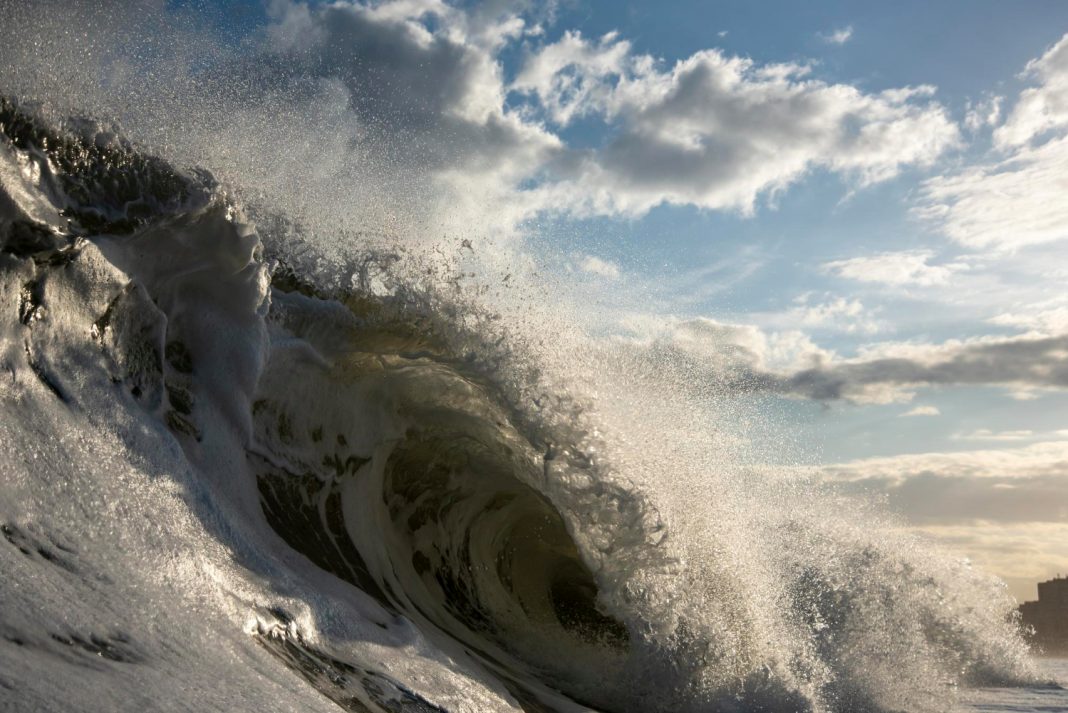 Метеорологи предупредили о шторме до 5 баллов в Сочи до конца 20 сентября