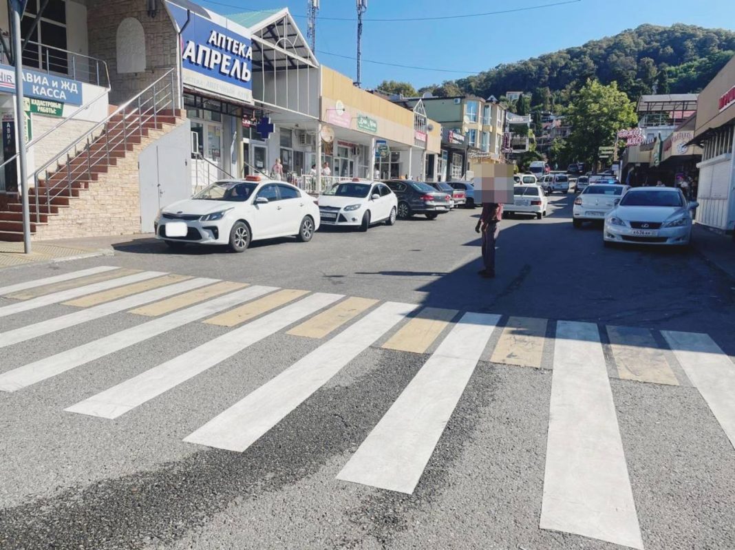 Пропустить пешехода: трехлетний мальчик госпитализирован после ДТП на «зебре» в Сочи