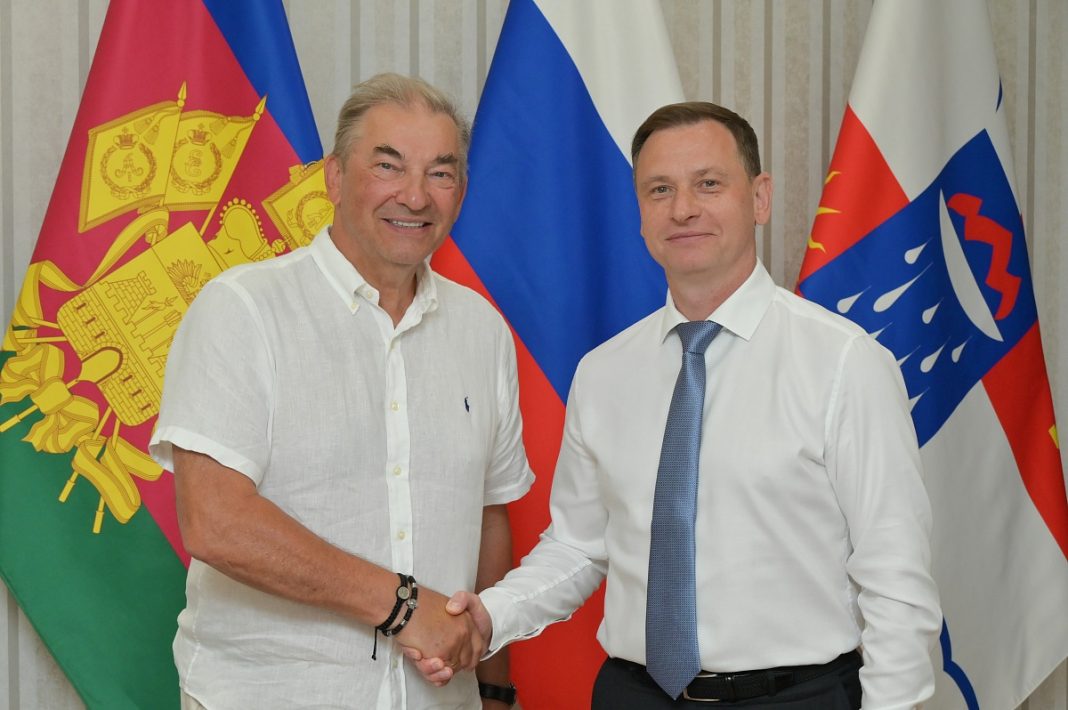 Глава Сочи и Владислав Третьяк договорились о развитии спортивной инфраструктуры