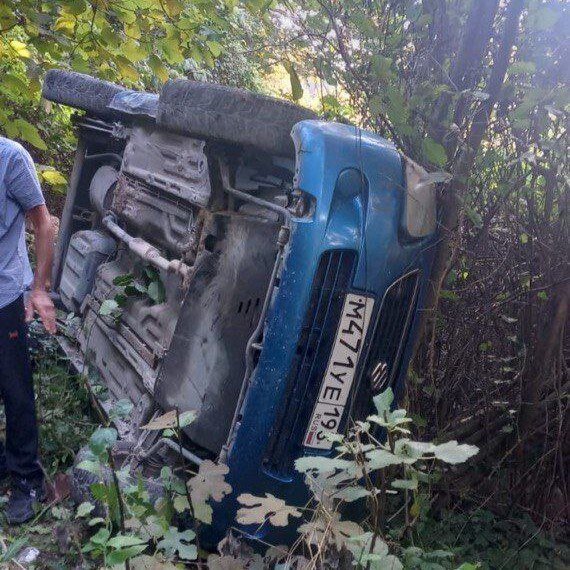 Водитель не справился с управлением: в Абхазии пострадали туристы из России 1 Новости 93: Водитель не справился с управлением: в Абхазии пострадали туристы из России | mashina