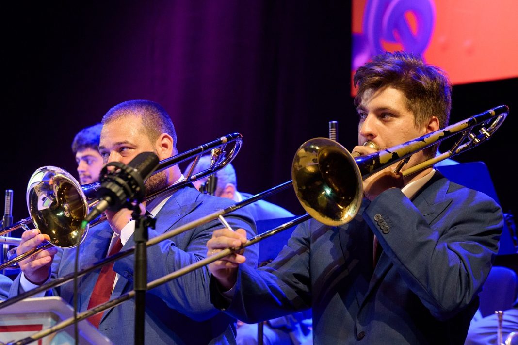Обновленная джазовая версия «Пети и волка» прозвучала на открытии фестиваля в Сочи