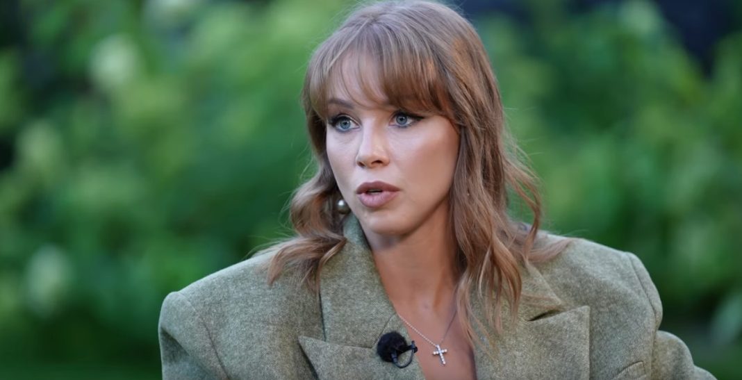 «Это надо было мужика так довести»: Диброва впервые публично подколола жену миллиардера Товстика