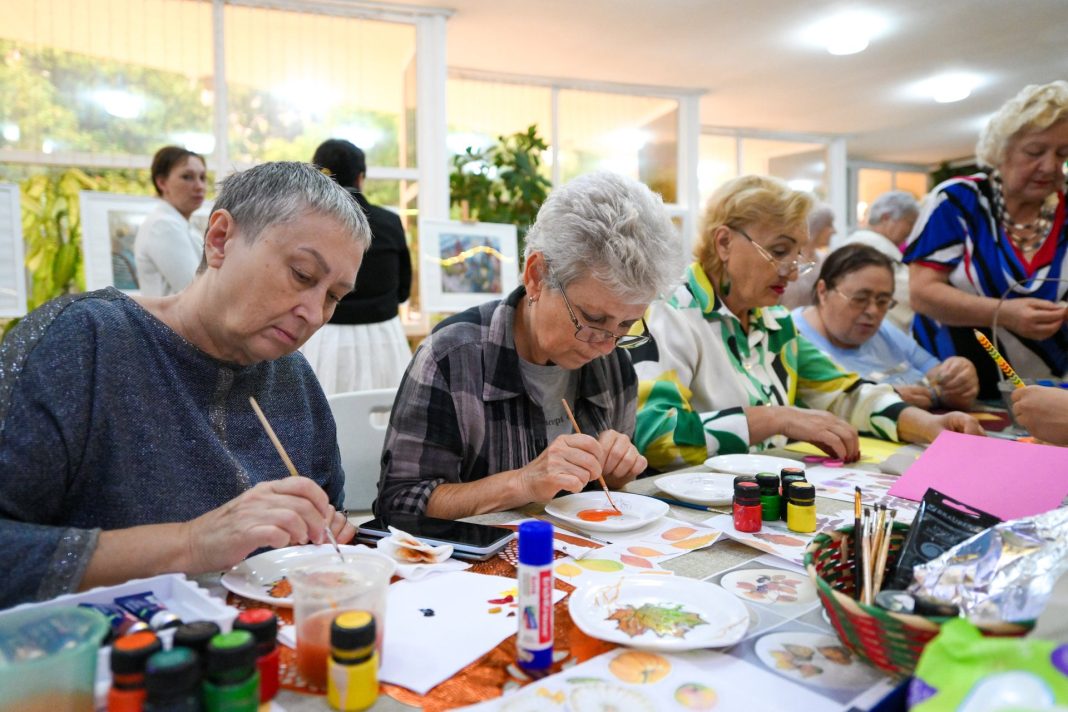 В Сочи ко Дню пожилого человека подготовили свыше 160 мероприятий: полный перечень