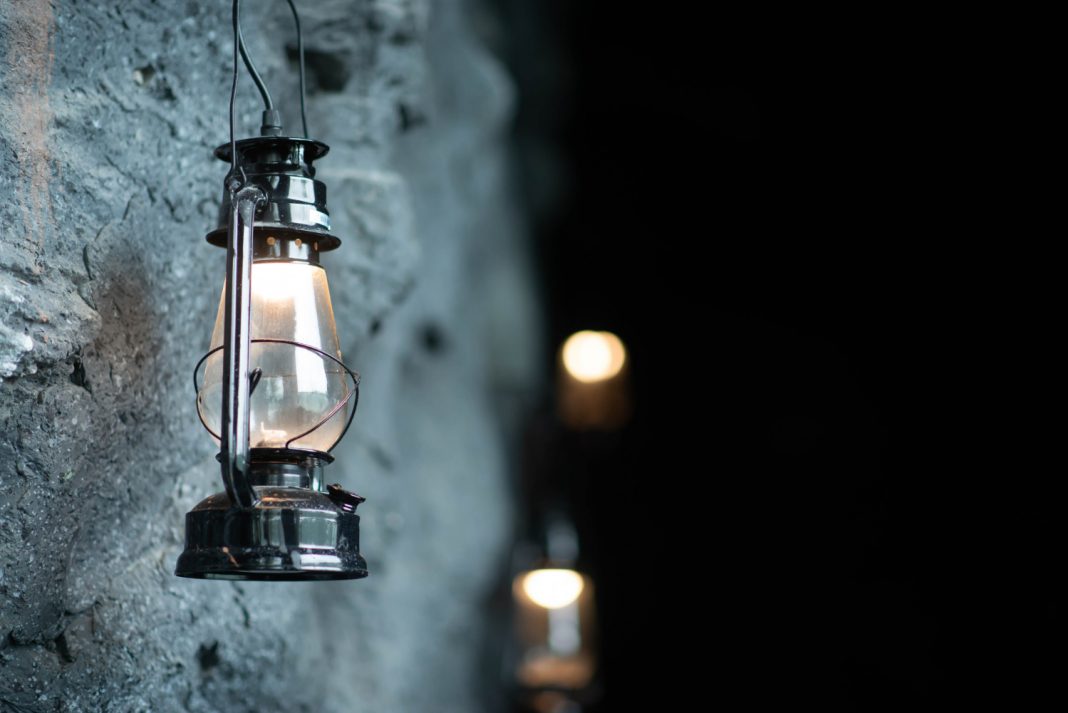 Профилактика с отключением: где не будет света в Сочи 2 октября