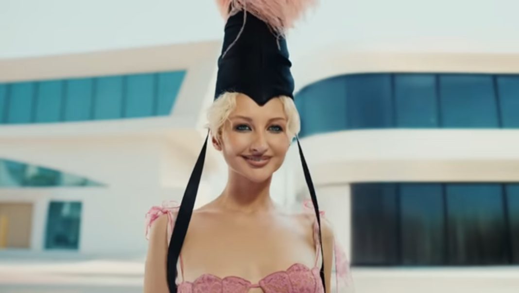 «Стыдобища»: Пригожин высмеял творчество певицы MARGO