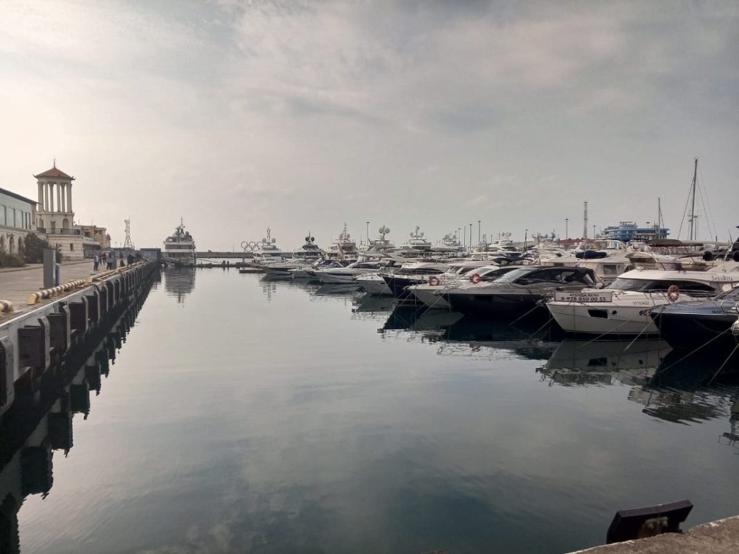 Конец эпохи зазывал: в сочинском порту провели очередной рейд