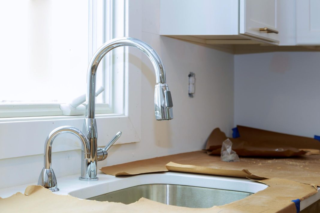 Сочинцы, проживающие в центре Сочи, могут остаться без воды до утра 15 ноября