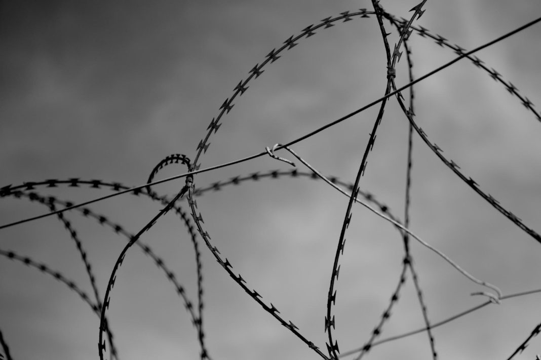 Участникам массовой драки в Адлере грозит 7 лет тюрьмы: расследование продолжается