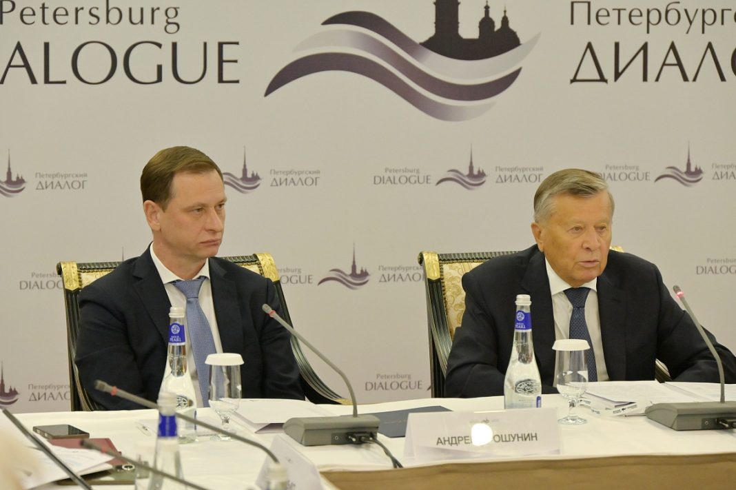 Участники форума «Петербургский диалог» в Сочи обсудили международную повестку