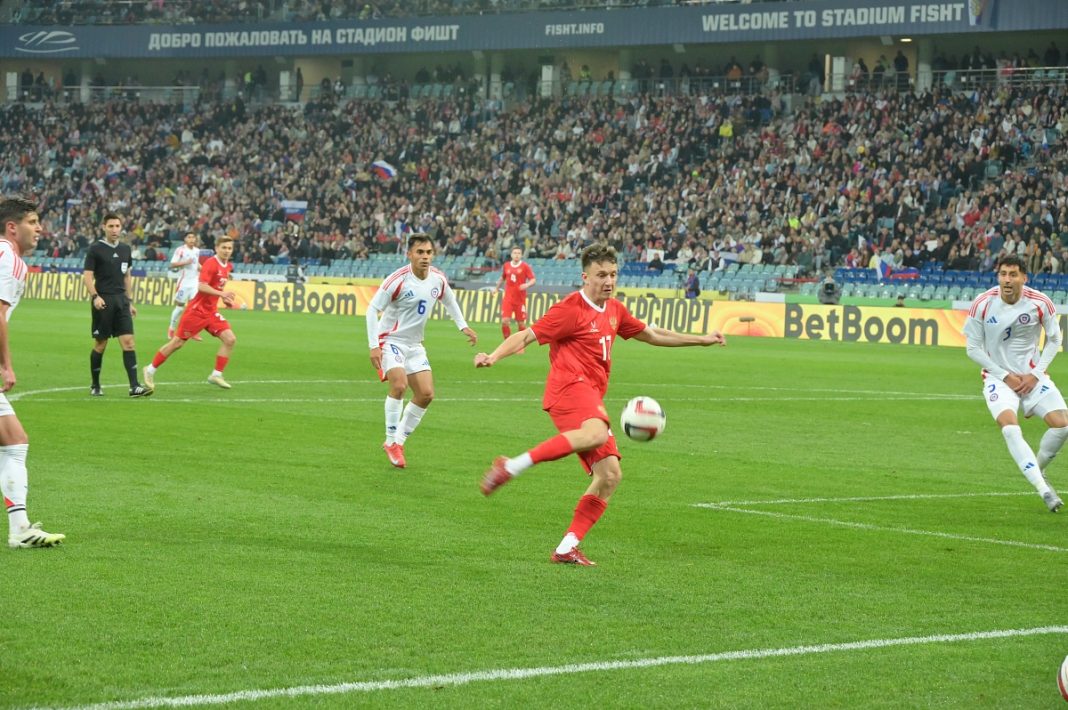 Сборная Чили оказалась сильнее России в товарищеской встрече в Сочи