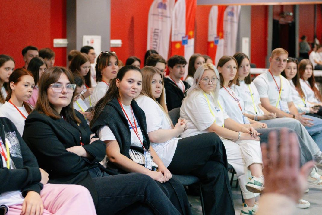 В Сочи начался молодёжный форум «Сочиняй смыслы»