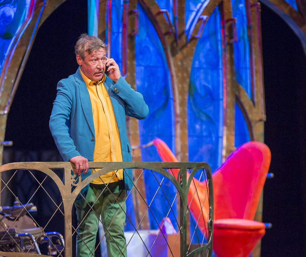 Смерть, боль и молчание: Охлобыстин раскрыл, почему после тюрьмы Ефремов никого не подпускает