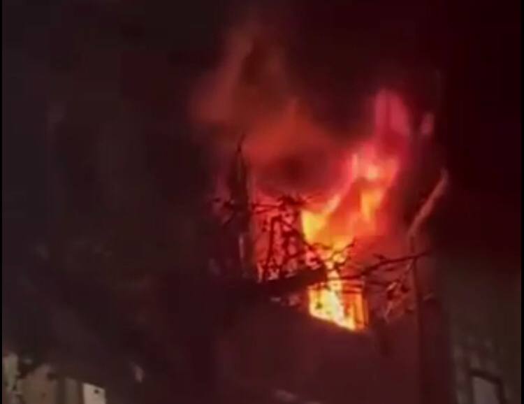 В Дагомысе вспыхнул пожар в квартире, где находились дети