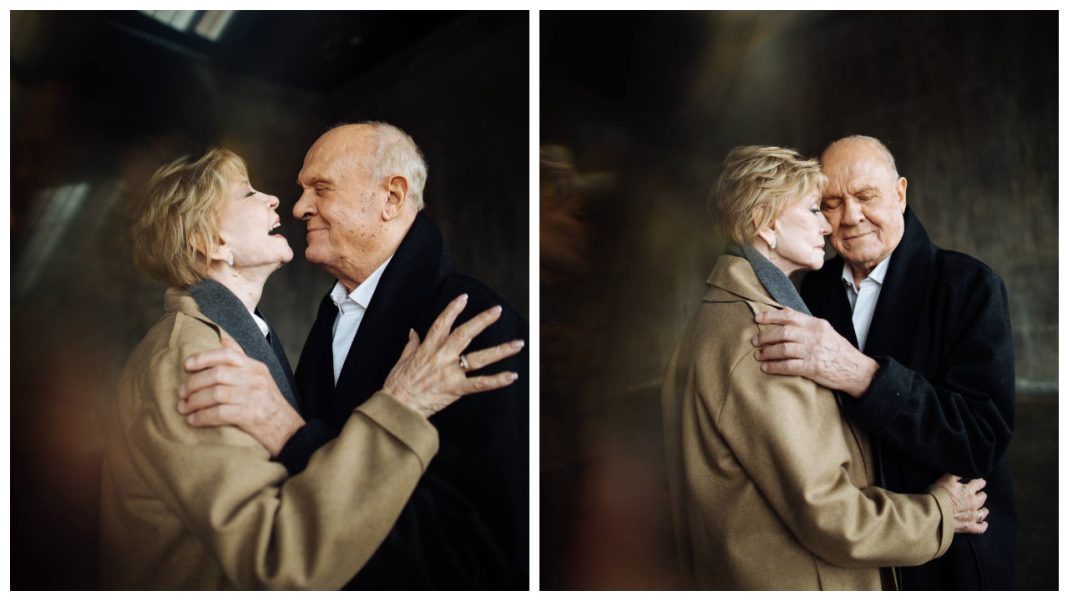 «Теперь они — вместе»: Юлия Меньшова трогательно простилась с мамой Верой Алентовой