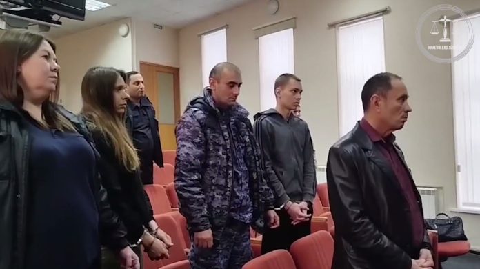 Суд Сочи осудил мать и сына за участие в экстремистском движении «граждан СССР»