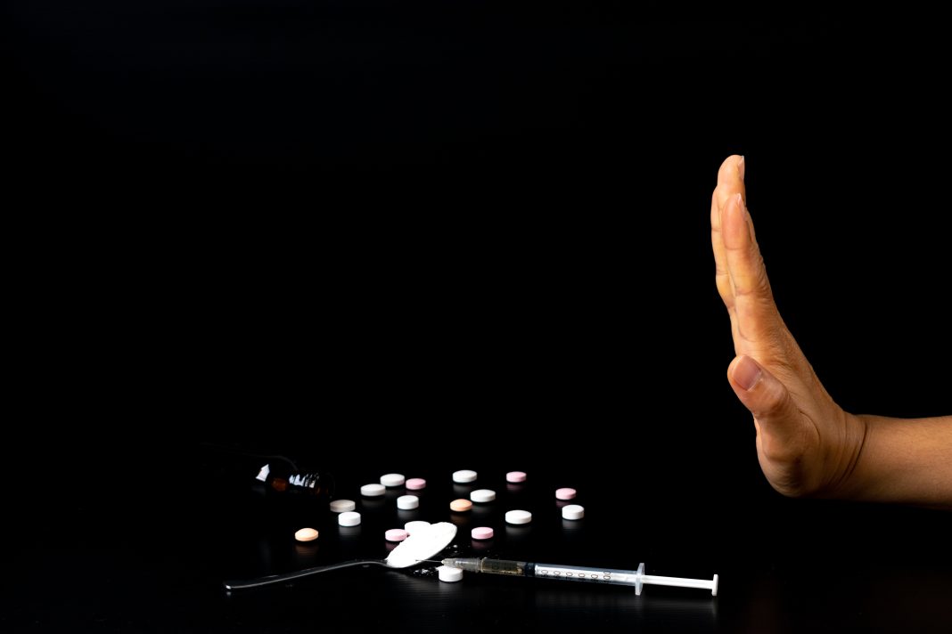 Защита молодого поколения: в Сочи обсудили новые подходы к антинаркотической работе