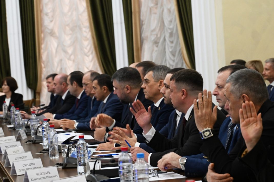 Дефицит в 1,8 млрд: бюджет Сочи на 2026 год одобрен депутатами