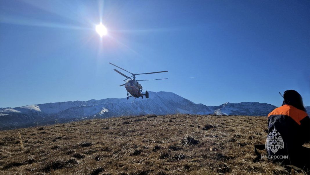 Снег скрыл все следы: поиски пропавшего на Тыбге приостановлены