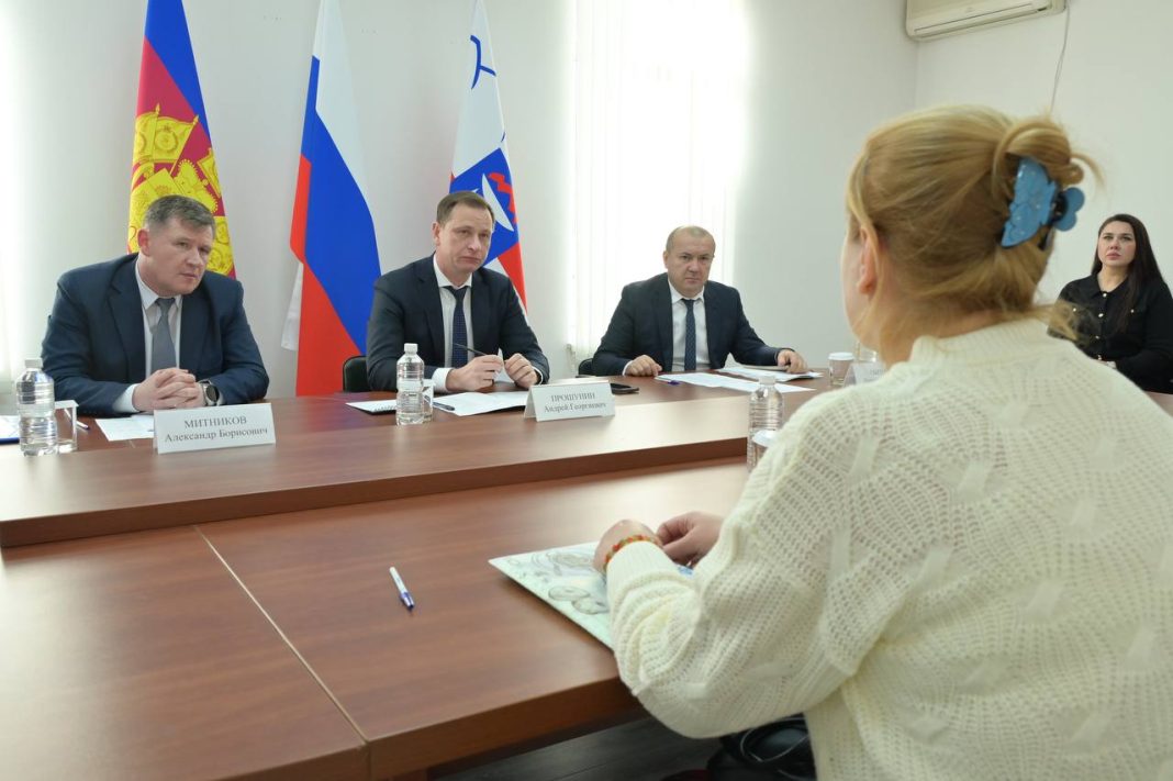 Глава Сочи поручил ускорить решение земельных вопросов для бойцов СВО