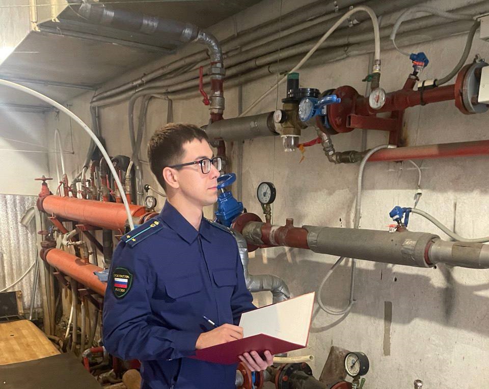 Под угрозой учебный процесс: прокуратура потребовала от вузов Сочи исправить нарушения по теплу