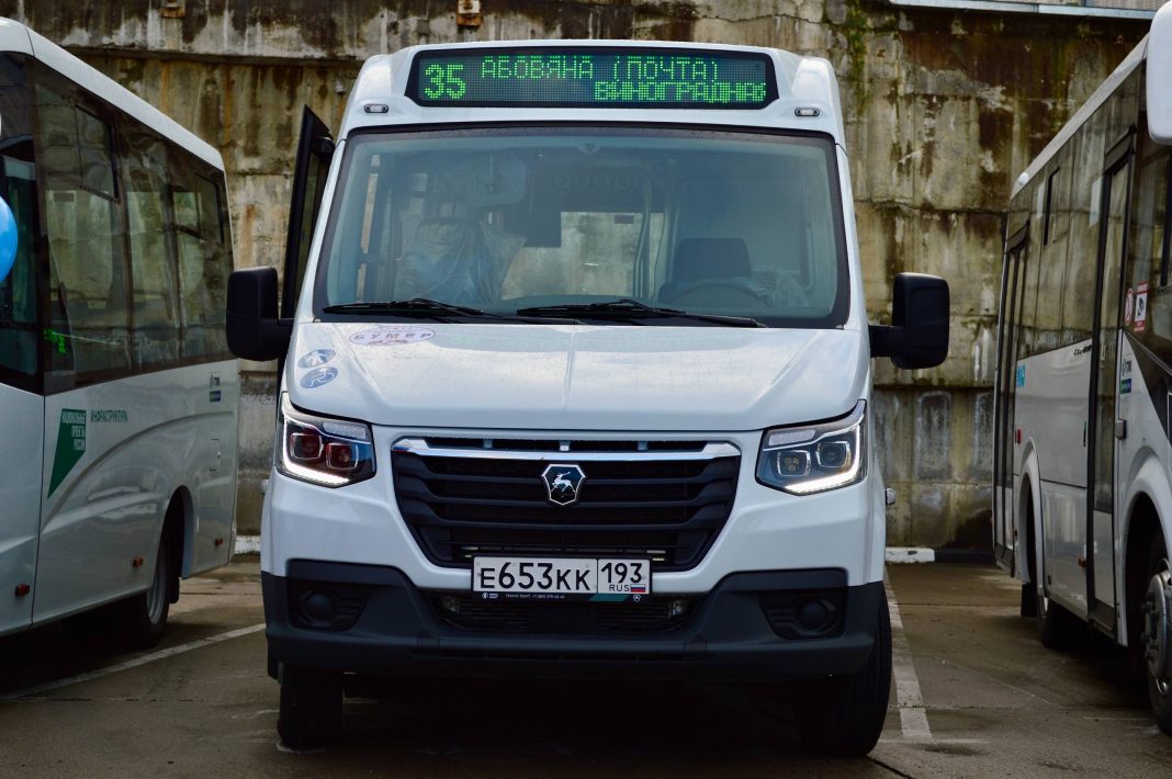 До конца года на дороги Сочи выйдут 75 новых автобусов