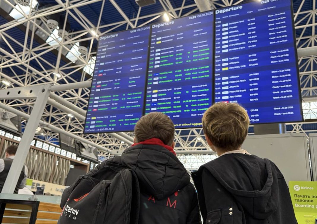 Юные спортсмены, отравившиеся в одной из гостиниц Сочи, вернулись домой