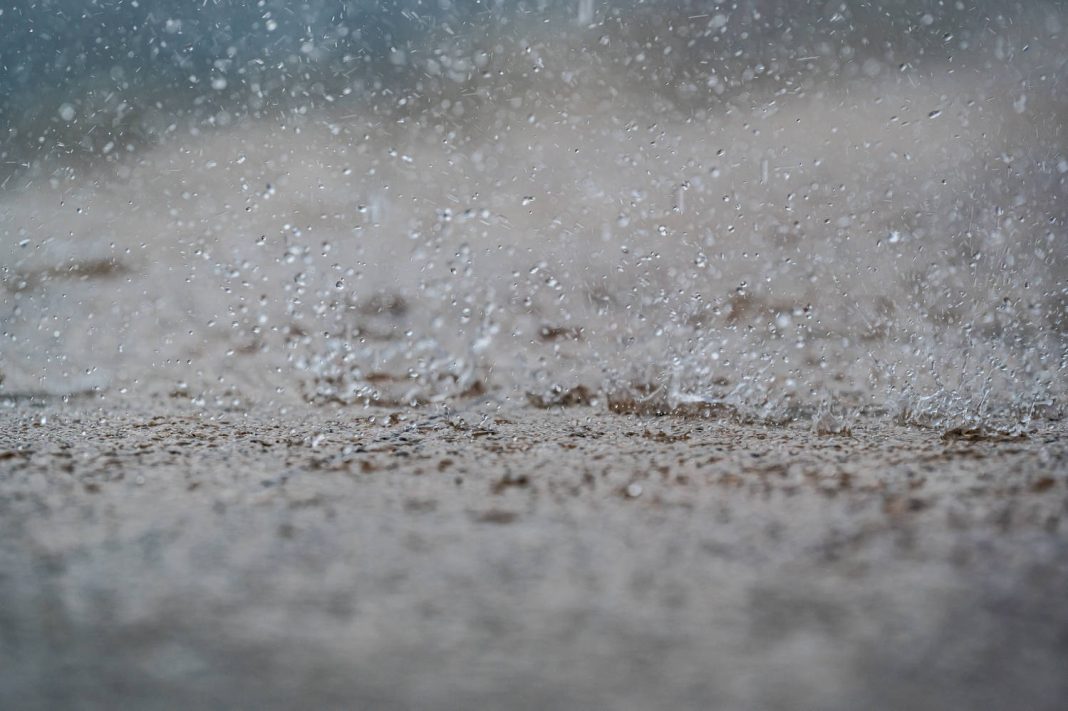 В предгорье и горах Сочи ожидается сильный дождь