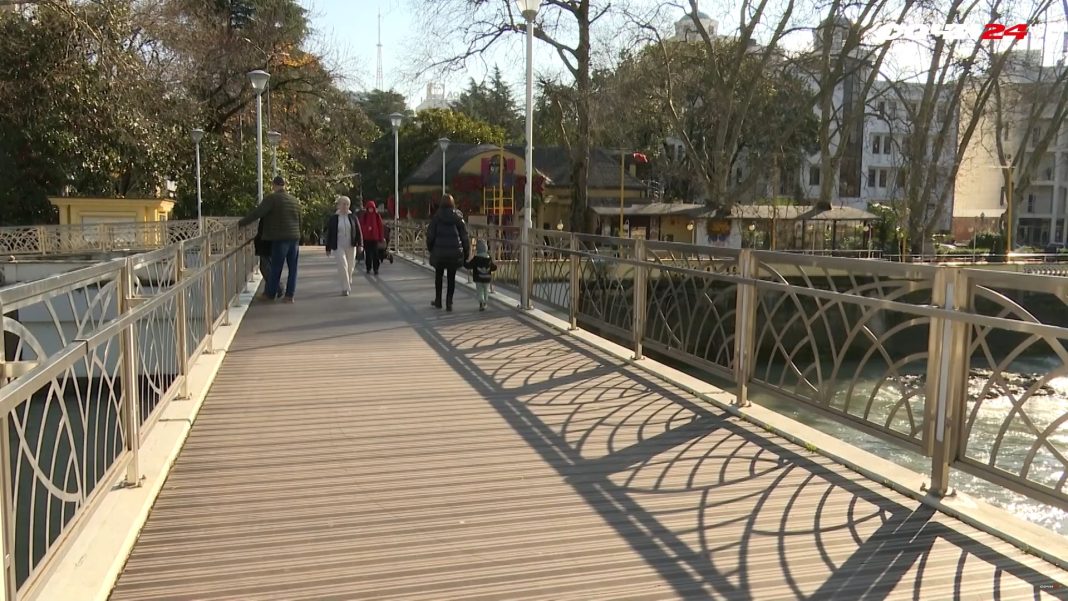 Символ курорта: малому Ривьерскому мосту в Сочи исполнилось 63 года