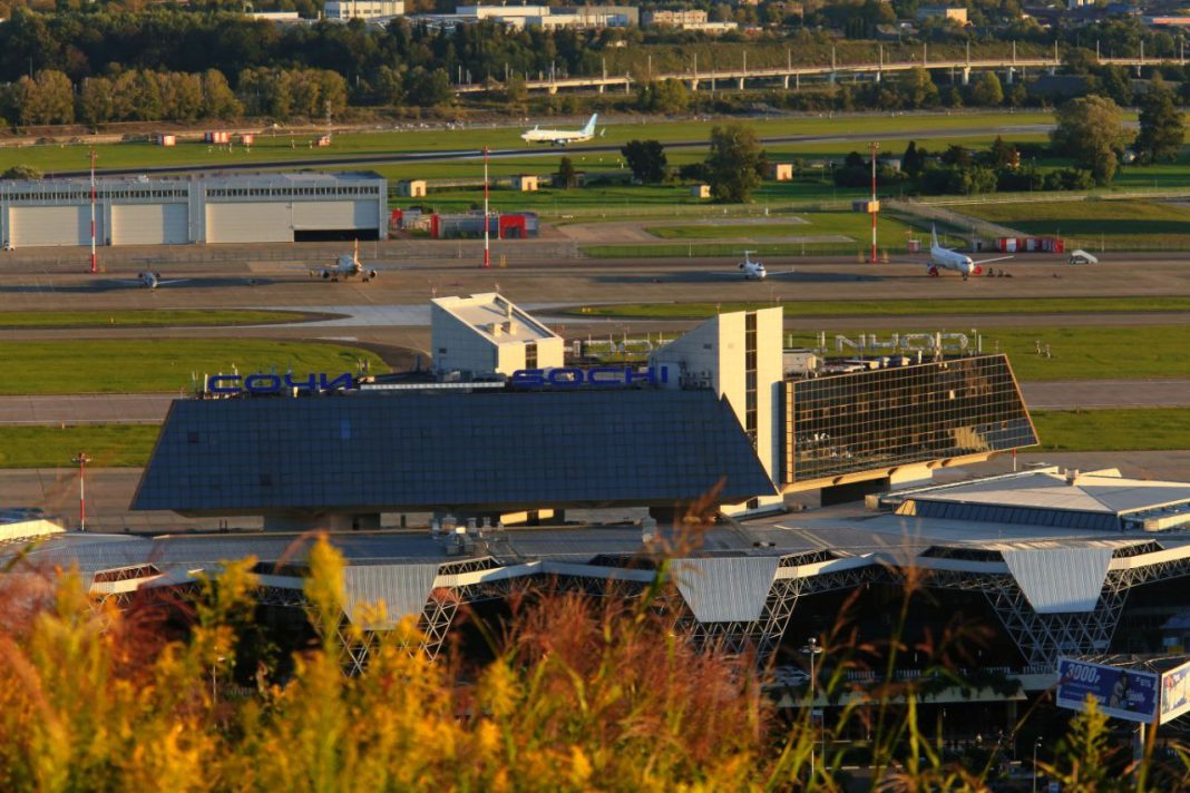 Пассажиров рейсов в Сочи предупредили о переносах и отменах вылетов