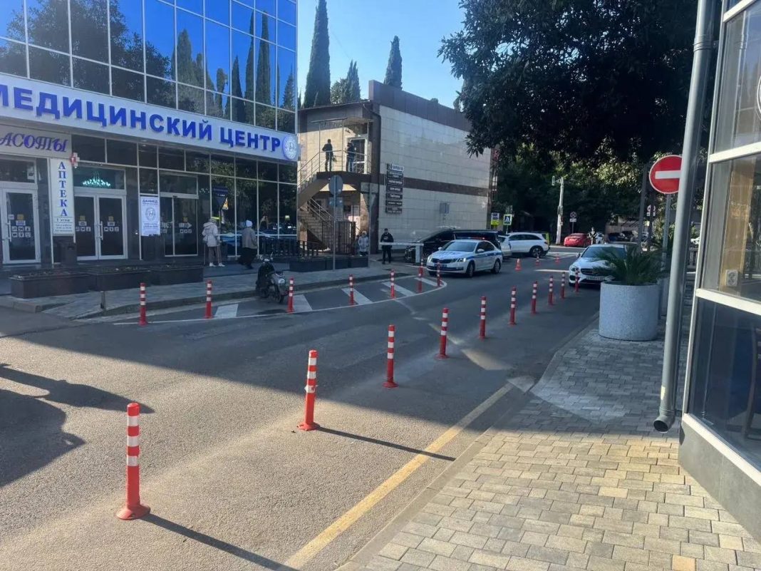 Двухлетнюю девочку сбили в Адлерском районе Сочи