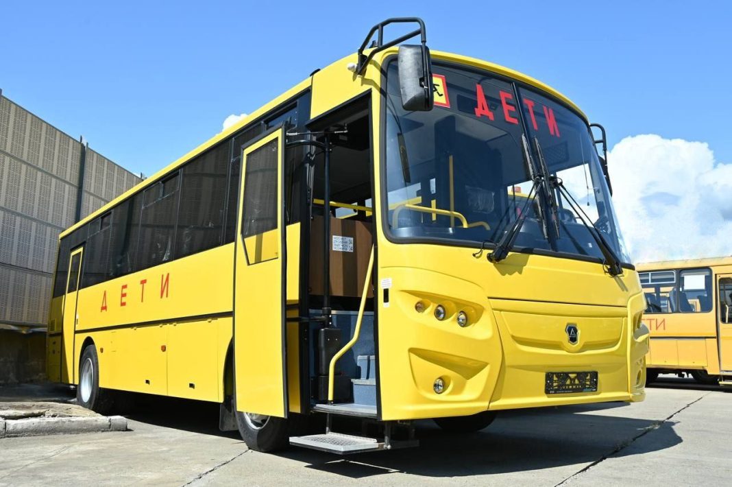 После снегопадов в Сочи школьные автобусы не доехали до семи сел