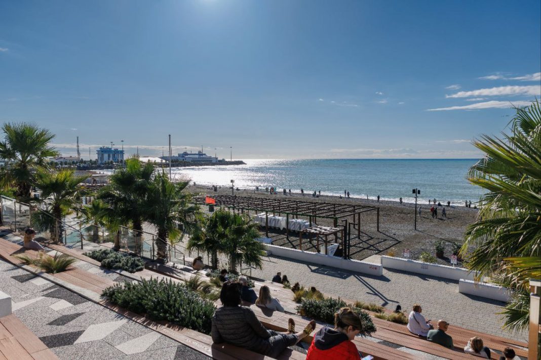 Сочи ждет весеннее тепло: температура поднимется до плюс 17 градусов