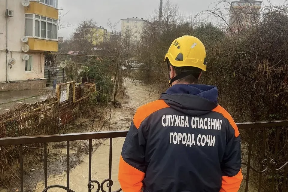 Уровень воды в реке Херота в Адлере опустился ниже неблагоприятной отметки