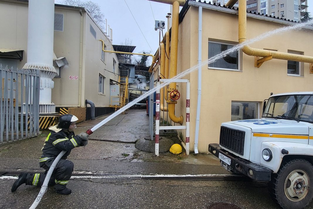 Условный удар БПЛА: в Сочи прошли учения в санатории «Заполярье»