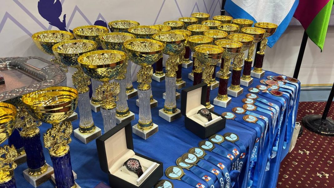 Более 300 атлетов поборолись за победу в Сочи на турнире памяти Чакуриди и Краснова