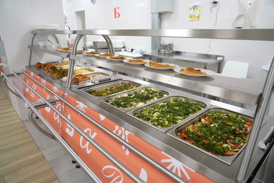 Лучшая столовая России: в сочинской гимназии №9 прошел фестиваль питания