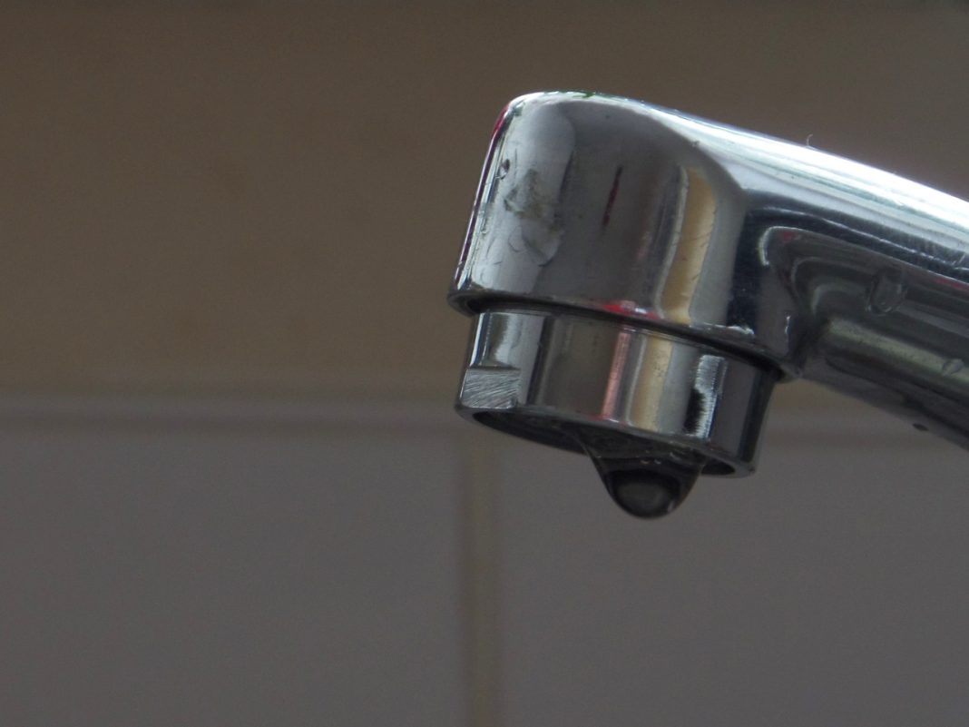 Более 50 улиц без воды: в Сочи 23 апреля приступили к ремонту на водозаборе Более 50 улиц без воды: в Сочи 23 апреля приступили к ремонту на водозаборе