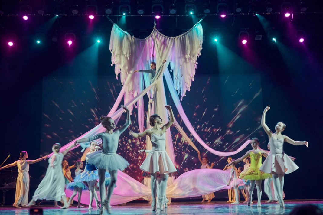 Около 500 участников соберет в Сочи фестиваль молодых исполнителей «Хрустальная магнолия»