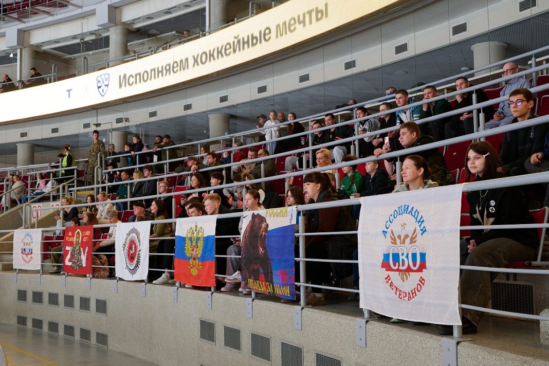 «Трибуна героев» начала работу на арене «Большой»