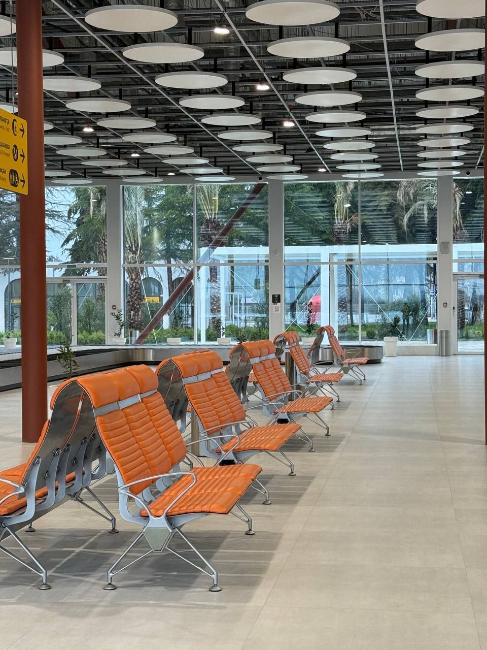 Астамур Логуа посетил международный аэропорт «Сухум» имени В. Г. Ардзинба