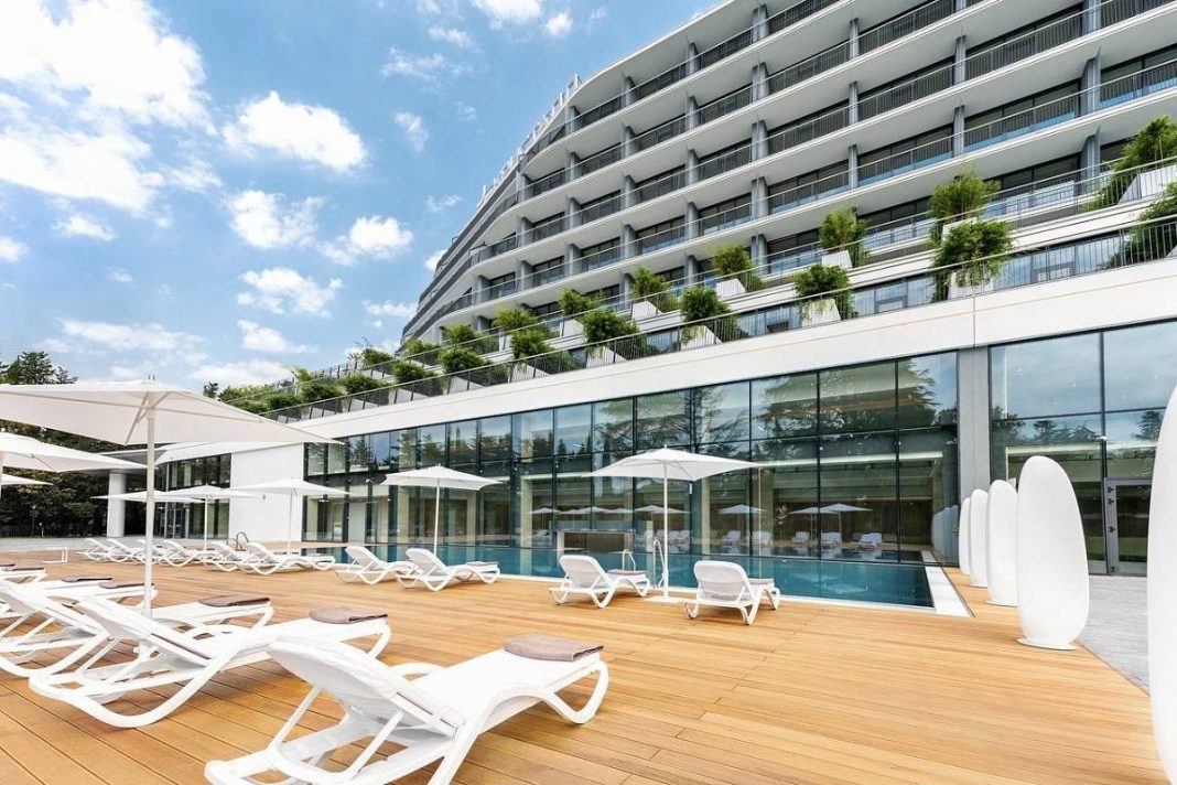 Власти Сочи запускают оперативный штаб на период высокого сезона