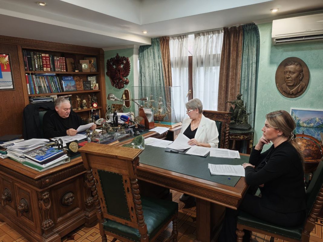 Депутат Затулин хочет помочь восстановить мозаичные фонтаны Церетели в Сочи