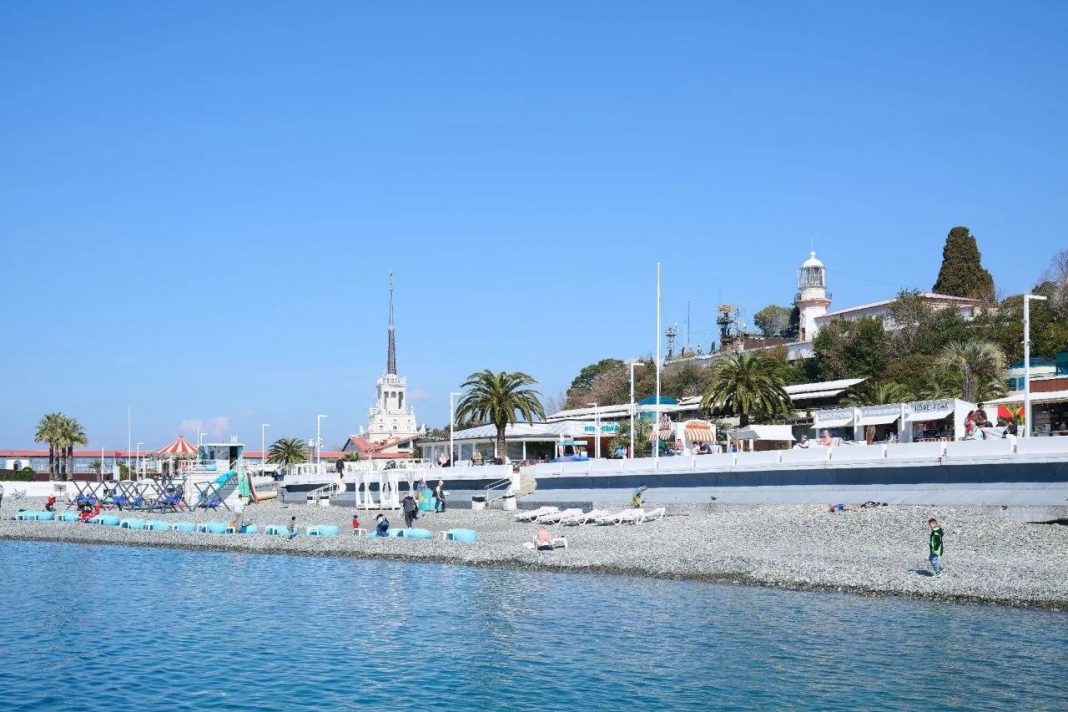 В Сочи спрогнозировали понижение дневных температур после +20 в четверг